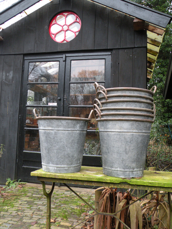 Grote pot met oren m.